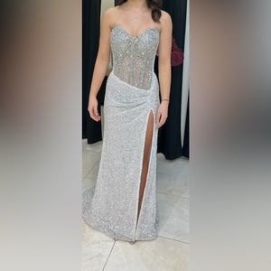 Portia & Scarlett Gown